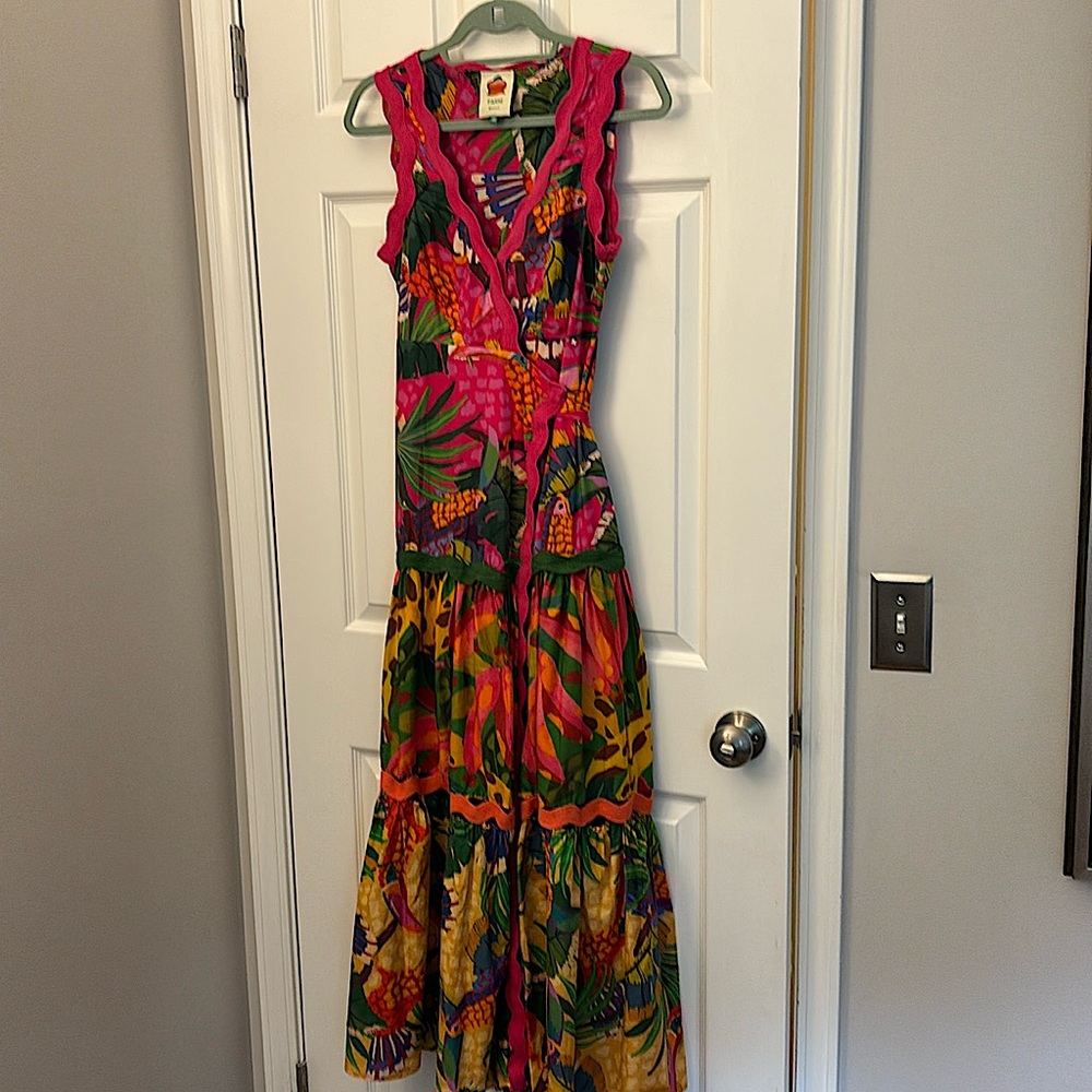 FARM RIO Mixed Painted Toucans Wrap Dress LIKE NEW